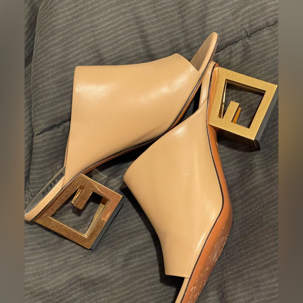 Givenchy Slide Sandal In Tan Color Size 38.5 - image 1